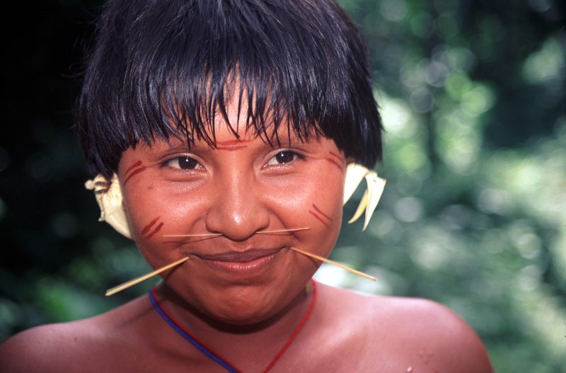 Regnskogvokter brasil-yanomami-indianer-foto-lars-lovold